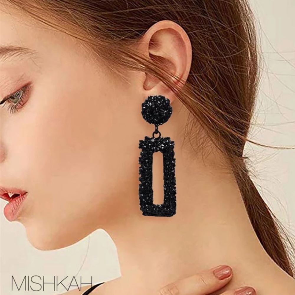 Just In🎉Large Geometric Statement Drop Earrings - Picture 1 of 5